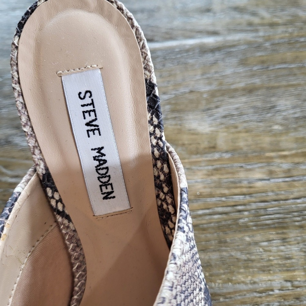 Steve Madden SLES01S1 Snakeskin Print Block Heel Mules Neutral Tan Size 7.5M - Picture 4 of 7